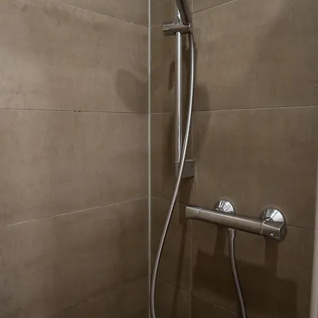 Fantastic 2 Bedroom Apartament