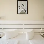 Fantastic 2 Bedroom アパート ベルリン